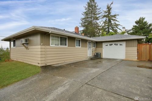 1150 Monroe Ave, Seattle WA  98056-3421 exterior