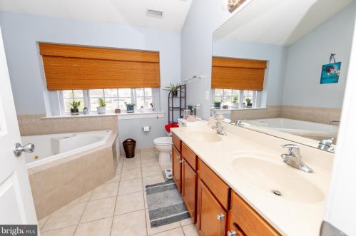267 Westbrook Dr, Auburn NJ  08085-2538 exterior