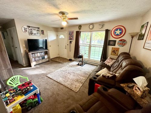 2899 Craven Dr, Marion, OH 43302-8675
