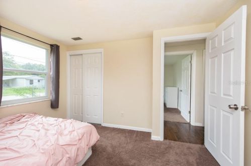 9741 Fowler Ave, Thonotosassa FL  33592-3415 exterior