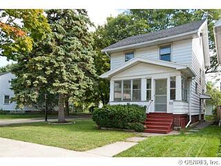 412 Westfield St, Rochester, NY 14619-2138
