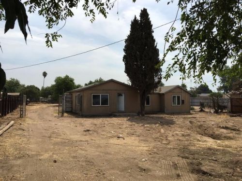 1718 Valentine Ave, Fresno, CA 93706-4646