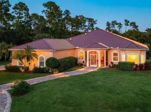 270 Logan Blvd, Naples FL 34116-3909 exterior