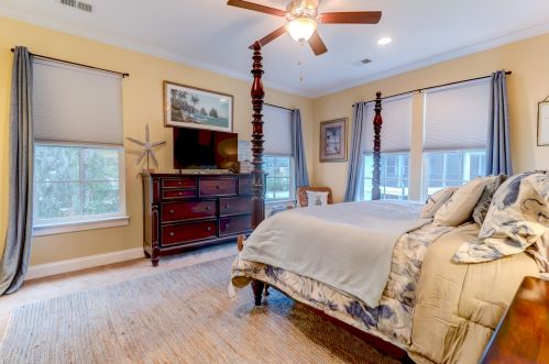 116 Slipper Shell Ct, Mount Pleasant SC  29464-6724 exterior