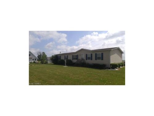 6479 Firestone Rd, Spencer, OH 44275-9563