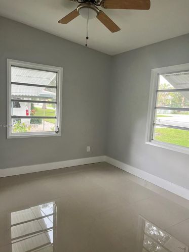2106 79th Ct, Vero Beach FL  32966-1365 exterior