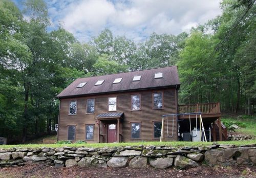 107 Green Pond Rd, Sherman, CT 06784-2101