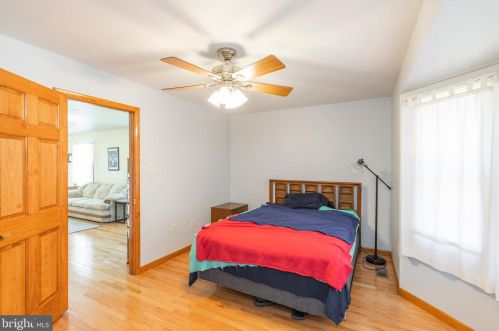 19 Lee Ann Dr, Blenheim NJ  08012-5353 exterior