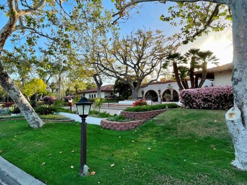 3340 Don Tomaso Dr, Carlsbad CA  92010-3951 exterior