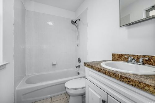 7 Georgia St, Elwood NY  11731-2230 exterior