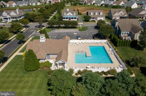 33675 Hunters Run, Lewes DE  19958-4844 exterior