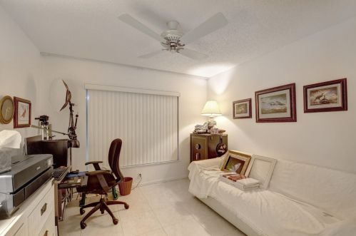 5136 Mirror Lk Blvd, Boynton Beach FL  33472-1211 exterior