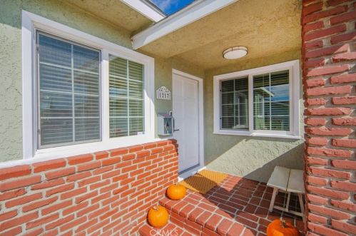 1217 213th St, Torrance, CA 90502-1830