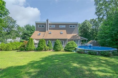 595 Four Rod Rd, Kensington, CT 06037-2249