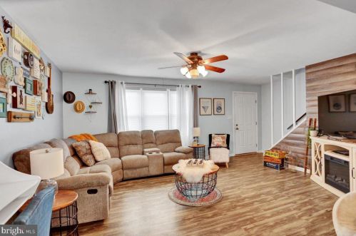 502 Pine St, Dauberville, PA 19533-9576
