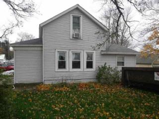 18 2nd St, Chili, IN 46926-9324