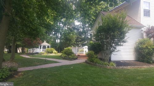 227 Pennford Pl, Boothwyn PA  19060-4407 exterior