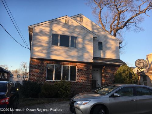 19 7th St, Lakewood, NJ 08701-1948