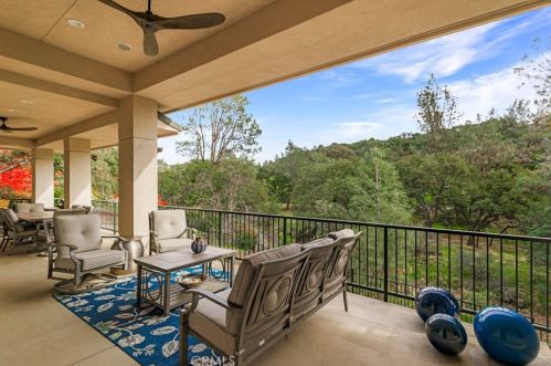 3383 Canyon Oaks Ter, Chico CA  95928-4029 exterior