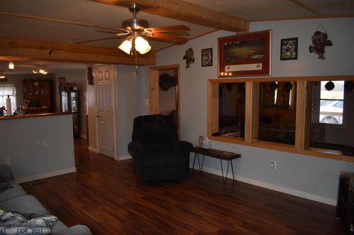 6610 Johnstown Rd, Mount Vernon OH  43050-9173 exterior