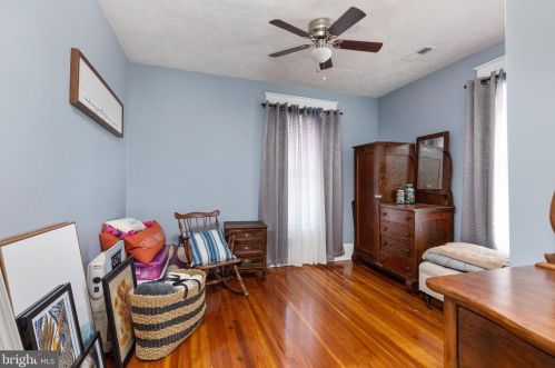 141 Funk St, Strasburg VA  22657-2403 exterior