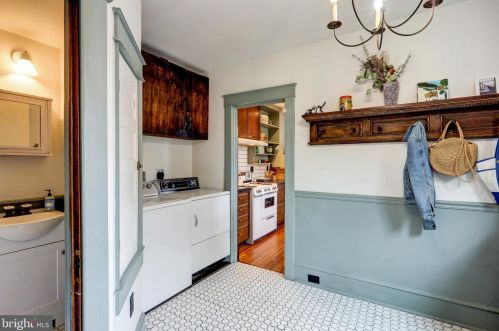 546 Orange St, Lancaster PA  17603-3669 exterior