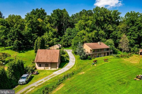 2803 Ridge Rd, Marsh, PA 19520-8915