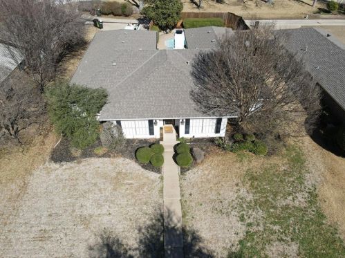3221 Rockbrook Dr, Plano TX  75074-4626 exterior