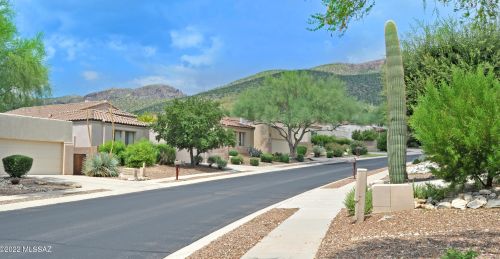 5286 Fairway Heights Dr, Tucson, AZ 85749-7134