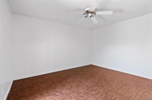 1749 Cape Cod Cir, Lodi CA  95242-4204 exterior