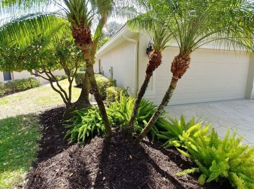 7109 Timberland Cir, Naples, FL 34109-7839