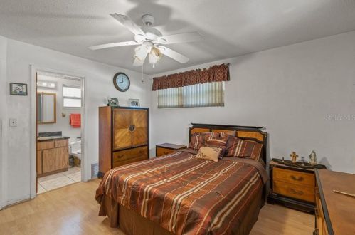 2324 Kenilworth Ave, Daytona Beach FL  32119-2712 exterior