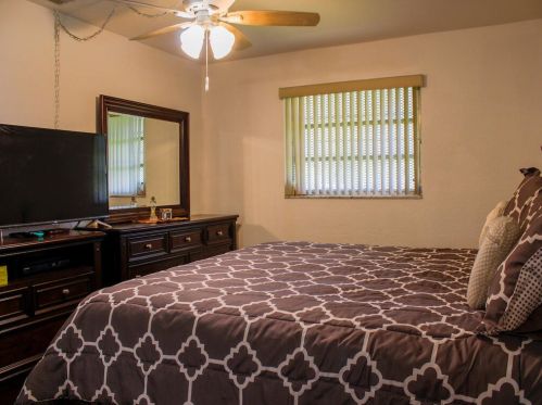 515 8th St, West Palm Beach FL  33403-3101 exterior