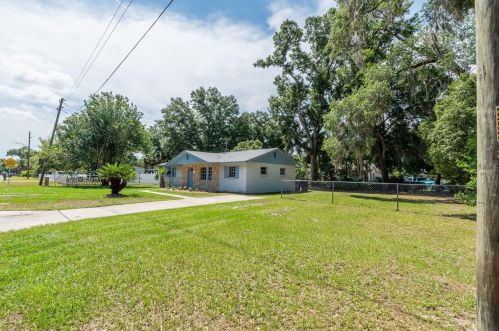1700 Thor Ave, Apopka FL  32703-4740 exterior