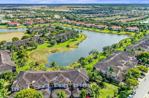 3093 Aviamar Cir, Naples FL  34114-9644 exterior