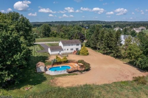 115 Johanna Farms Rd, East Amwell Township NJ  08551-2009 exterior