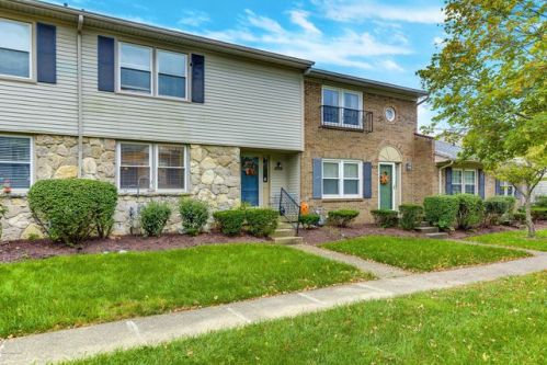 10606 Sycamore Ct, Louisville, KY 40223-2939