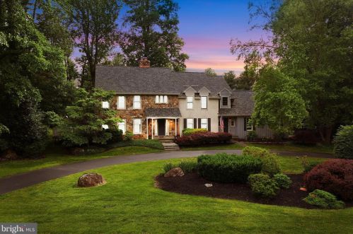 960 Beverly Ln, Newtown Square, PA 19073-2730