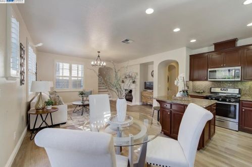 3234 Browntail Way, San Ramon CA  94582-5242 exterior