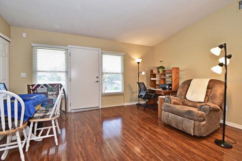 1517 Piedmont Dr, Deltona, FL 32725-5527
