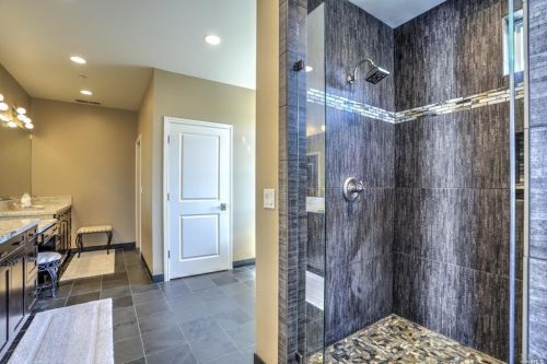 1838 Alan Dr, Penngrove CA  94951-9735 exterior