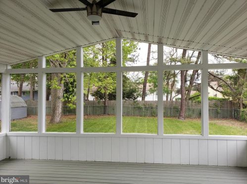 305 Blackfoot Trl, Browns Mills NJ  08015-6213 exterior