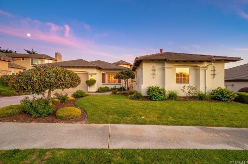 925 Wigeon Way, Pismo Beach, CA 93420-5555