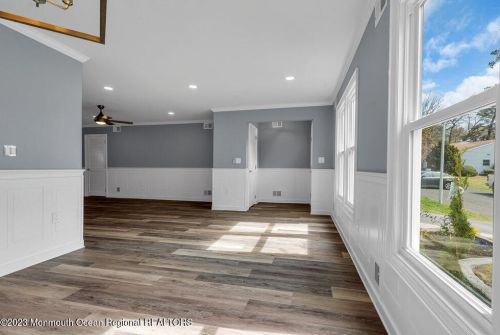 2 Taylor Ct, Lakewood NJ  08701-7317 exterior