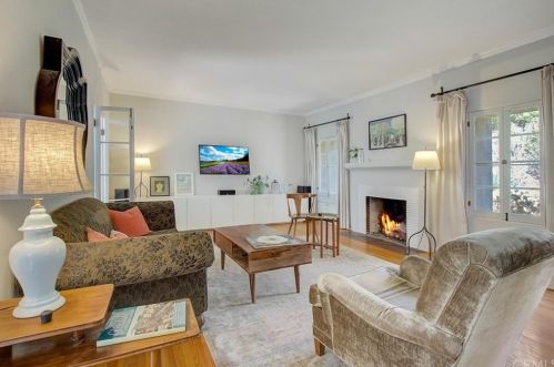 1905 Verdugo Rd, Glendale CA  91208-2605 exterior