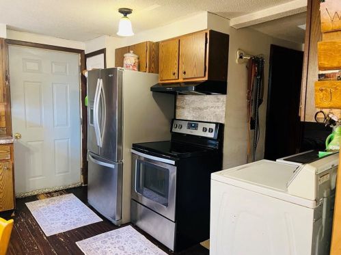 411 Washington Ave, Turtle Lake, WI 54889-8901