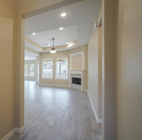 1904 Northampton Dr, Conroe TX  77301-1845 exterior