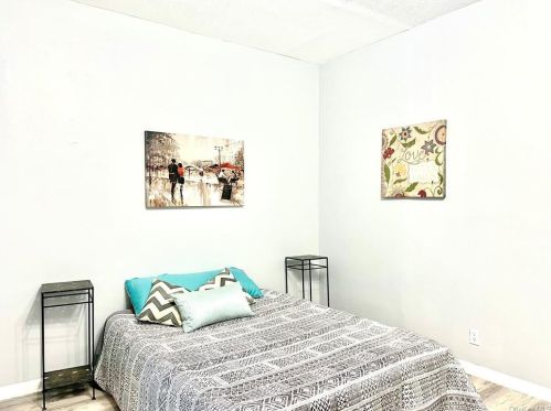 7 Little Ave, Middletown NY  10940-5109 exterior