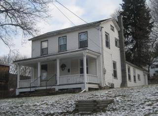 584 Washington St, Susquehanna, PA 18847-1324