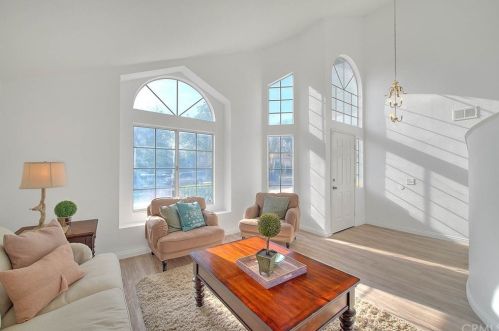 751 Larch Ave, Rialto CA  92376-4751 exterior